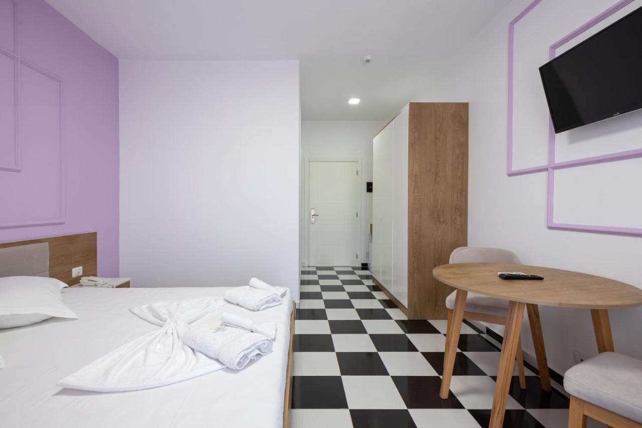Compas Boutique Hotel Golem  Esterno foto